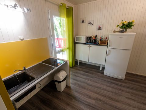 Chalet 2 personnes - Chalet pour personnes à mobilité réduite "l'O douce" 34m² - 1 chambre + terrasse couverte - 2/4 pers