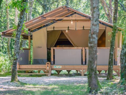 Tente en toile et en bois 5 personnes - Lodge Insolite Pinède 46m² - 2 chambres + Terrasse couverte + Plancha - 5/7 pers