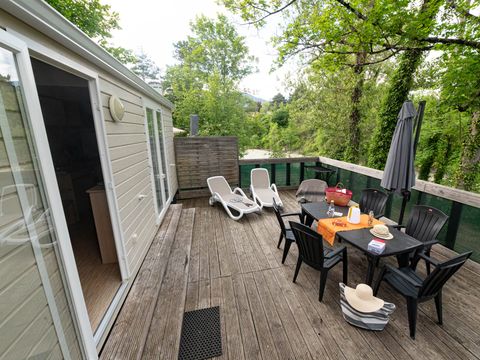 MOBILHOME 6 personnes - Premium Riviera 28m² proximité rivière- 2 chambres + Terrasse avec parasol 