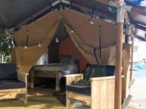 Tente en toile et en bois 2 personnes - Lodge Insolite Bivouac (sans sanitaires, sans cuisine) (1ch- 1/2pers) 1/2 pers