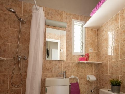 BUNGALOW 4 personnes - 2 chambres