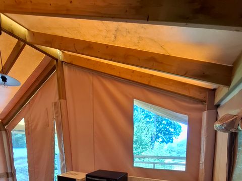 HÉBERGEMENT INSOLITE 5 personnes - LODGE AVENTURE 