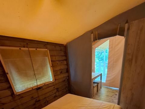HÉBERGEMENT INSOLITE 5 personnes - LODGE AVENTURE 