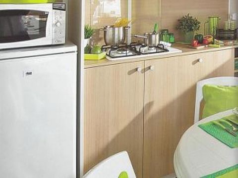 BUNGALOW TOILÉ 4 personnes - BEURDY 20 - sans sanitaires 21 m²