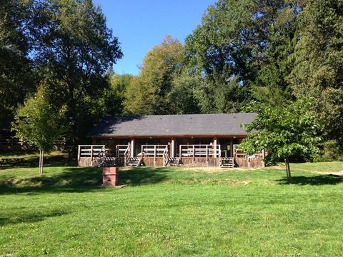 GÎTE 4 personnes - Gîte : 2 chambres dont 1 passante 4 pers