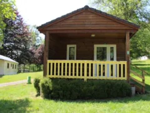 CHALET 4 personnes - Chalet Arbre : 2 chambres / dimanche-dimanche / 4 pers