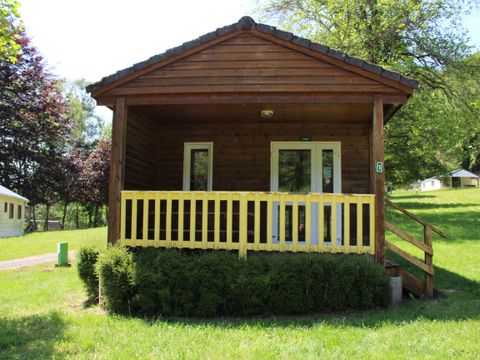 CHALET 4 personnes - Chalet Arbre : 2 chambres, 4 pers