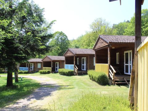 CHALET 4 personnes - Chalet Arbre : 2 chambres, 4 pers