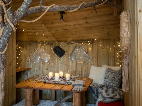 HÉBERGEMENT INSOLITE 6 personnes - Maison dans les branches