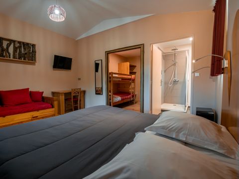 Chambre 2 personnes - Hôtel insolite