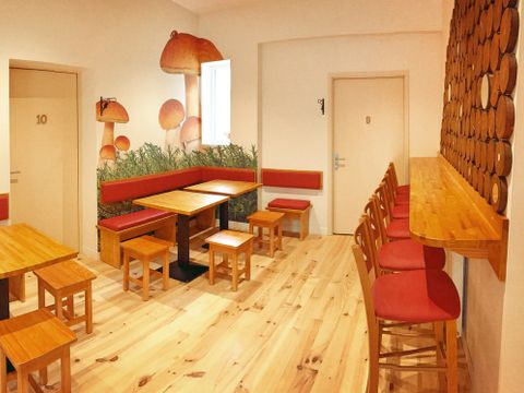 CHAMBRE 6 personnes - Hôtel insolite 