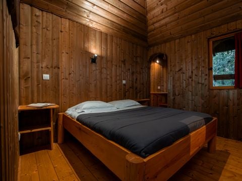 Hébergement 10 personnes - Château dans les branches