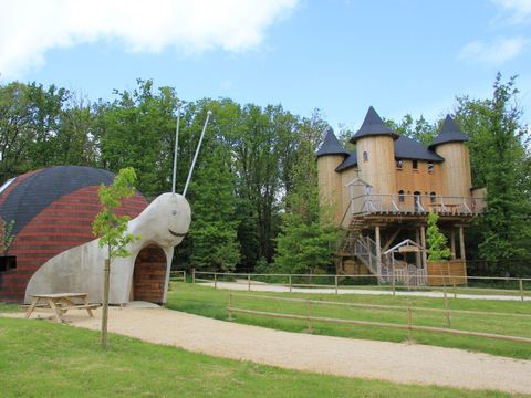 HÉBERGEMENT INSOLITE 6 personnes - Maison Escargot
