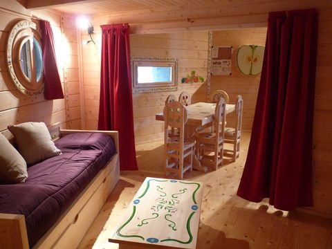 HÉBERGEMENT INSOLITE 6 personnes - Maison Escargot