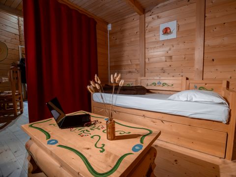 HÉBERGEMENT INSOLITE 6 personnes - Maison Escargot