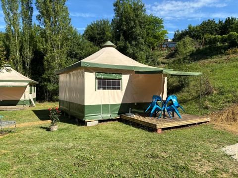 TENTE 4 personnes - Tente Meublée Cyrius 4 Personnes