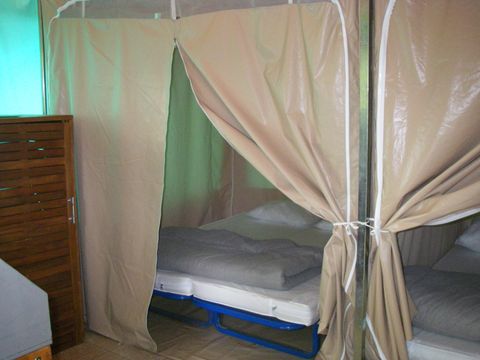 BUNGALOW TOILÉ 5 personnes - ECO (SANS SANITAIRES)