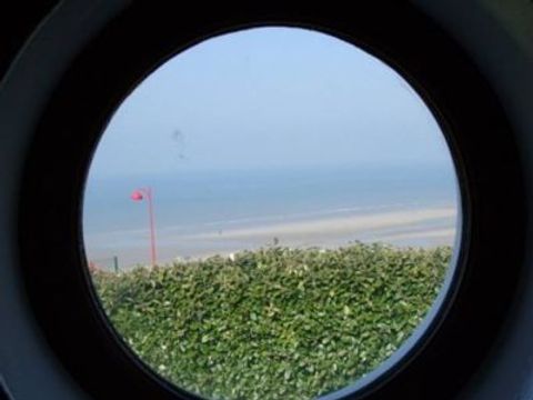 HÉBERGEMENT INSOLITE 4 personnes - Quilles en l air 3/4 