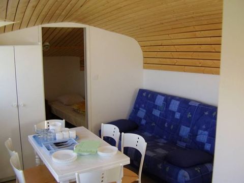 HÉBERGEMENT INSOLITE 6 personnes - Quilles en l air 5/6 pers