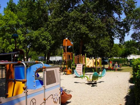 Tente en toile et en bois 4 personnes - VICTORIA sans sanitaires