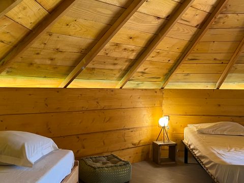 HÉBERGEMENT INSOLITE 4 personnes - Hutte 4 pers