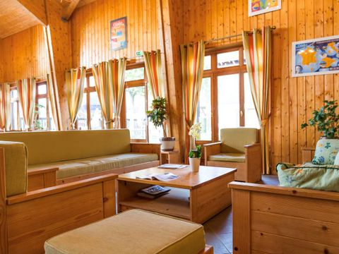 Résidence Odalys Référence Les Chalets d'Evian - Camping Haute-Savoie - Image N°9
