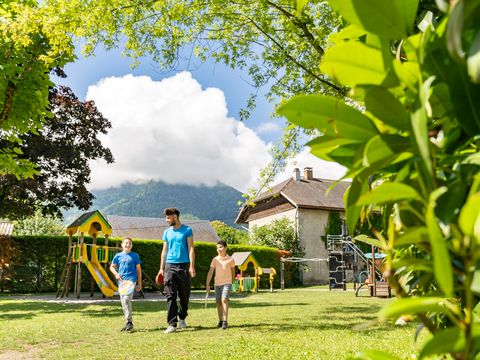Camping Romanée - la Ferme de la Serraz - Camping Haute-Savoie - Image N°22