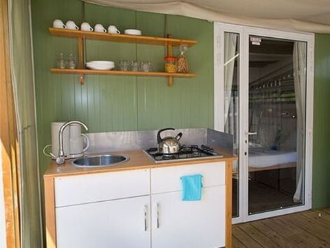 LODGE 5 personnes - Tente Lodge hybride | 2 Ch. | 4/5 Pers. | 1 SDB | Clim.
