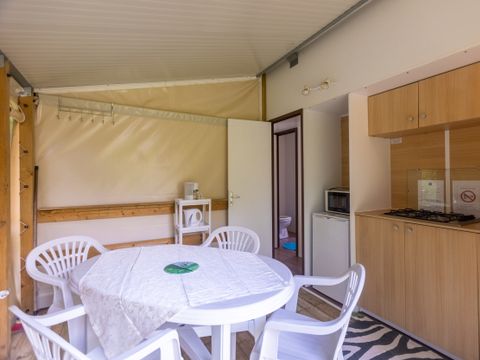 MOBILHOME 4 personnes - TITHOME