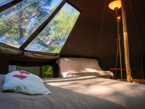 HÉBERGEMENT INSOLITE 6 personnes - Tente Inuit forêt
