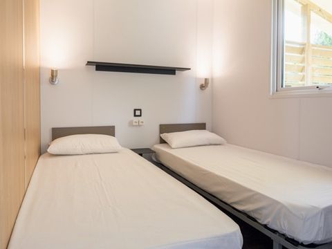 MOBILHOME 4 personnes - Mobil-home | Comfort | 2 Ch. | 4 Pers. | Terrasse surélevée | Clim.