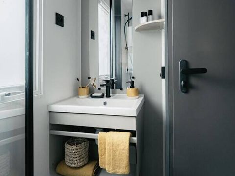 MOBILHOME 6 personnes - Mobil-home | Comfort | 3 Ch. | 6 Pers. | Terrasse surélevée | Clim.