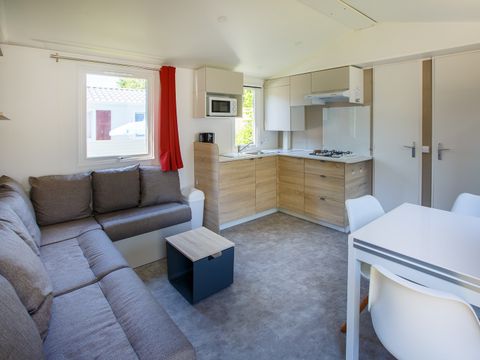 MOBILHOME 4 personnes - CONFORT - 2 Chambres - TV - sans terrasse