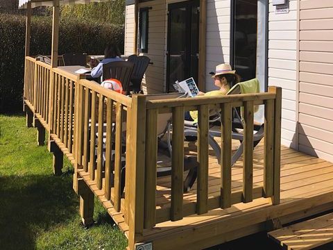 MOBILHOME 6 personnes - PREMIUM - 3 chambres - TV - avec terrasse couverte - lave vaisselle