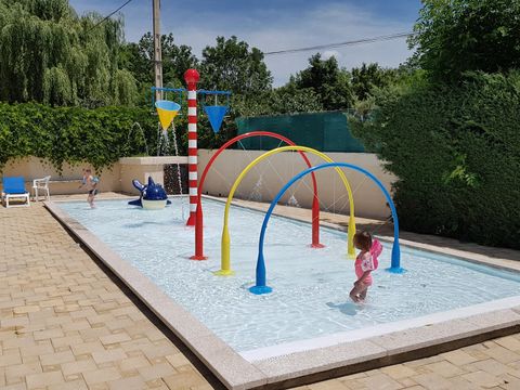 Camping Les Jardins d'Estavar - Camping Pyrénées-Orientales - Image N°2