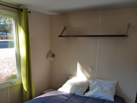 MOBILHOME 4 personnes - TOUT CONFORT - 2 chambres avec climatisation et TV - 28 m²
