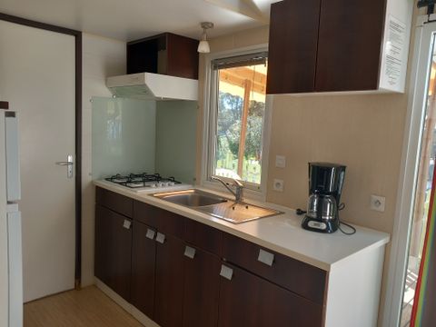 MOBILHOME 4 personnes - TOUT CONFORT - 2 chambres avec climatisation et TV - 28 m²