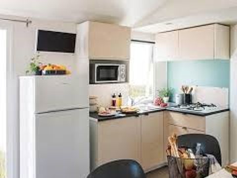 MOBILHOME 6 personnes - TOUT CONFORT - 3 chambres avec climatisation et TV - 30m²