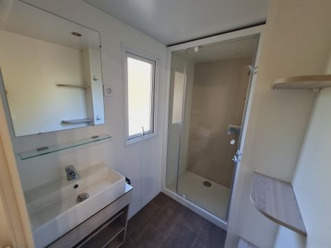 MOBILHOME 4 personnes - Loggia Premium 33m² - Climatisation - TV