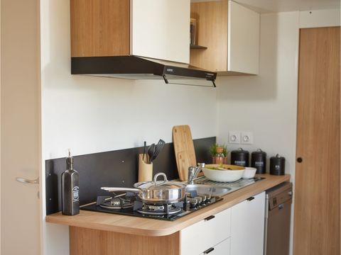 MOBILHOME 4 personnes - Family Premium 29m² Clim TV