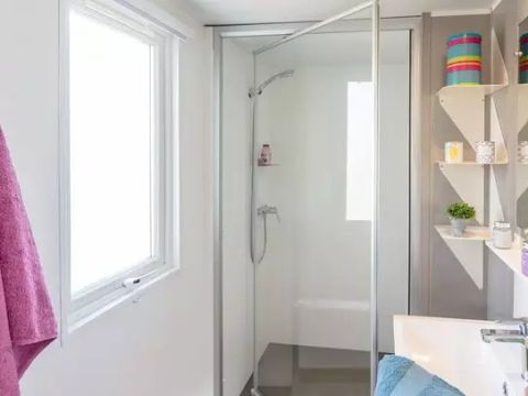 MOBILHOME 6 personnes - Comfort | 2 Ch. | 4/6 Pers. | Terrasse surélevée | Clim.