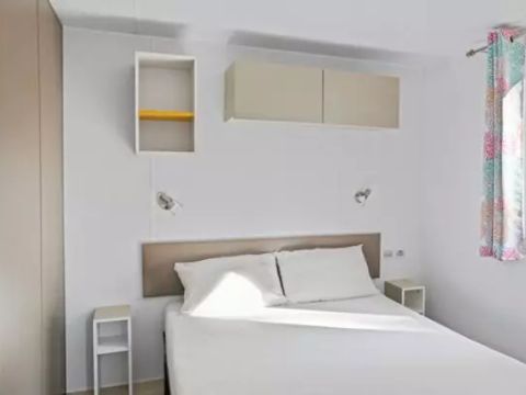 MOBILHOME 5 personnes - Comfort | 3 Ch. | 5 Pers. | Terrasse surélevée | Clim.