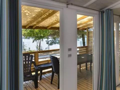 MOBILHOME 4 personnes - Premium | 2 Ch. | 4 Pers. | Terrasse surélevée | Clim.