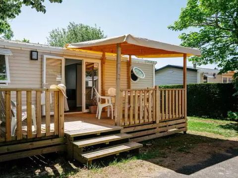 Mobilhome 4 personnes - Comfort | 2 Ch. | 4 Pers. | Terrasse surélevée | 2 SDB | Clim. | TV