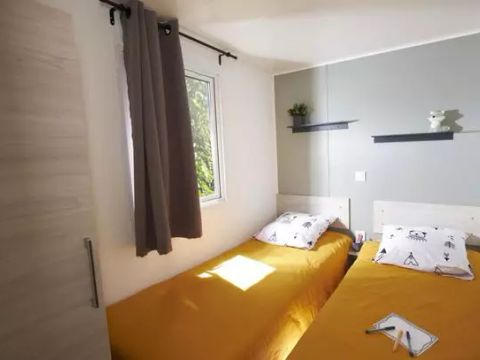 Mobilhome 4 personnes - Premium | 2 Ch. | 4 Pers. | Terrasse surélevée | Clim.