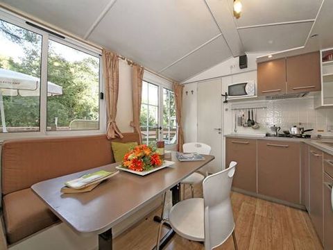 MOBILHOME 6 personnes - Classic | 2 Ch. | 4/6 Pers. | Terrasse surélevée | Clim.