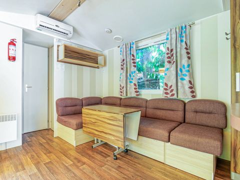 MOBILHOME 6 personnes - Comfort | 2 Ch. | 4/6 Pers. | Terrasse surélevée | Clim.