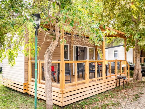 MOBILHOME 4 personnes - Premium | 2 Ch. | 4 Pers. | Terrasse surélevée | Clim.