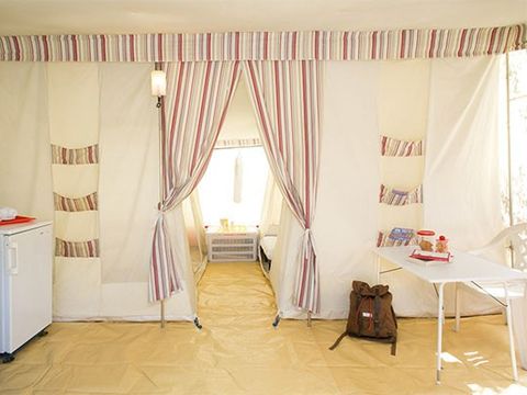 Bungalow 5 personnes - Bungalow toilé | 2 Ch. | 4/5 Pers. | Sans SDB