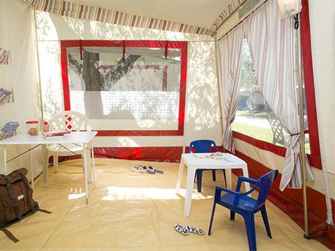 Bungalow 5 personnes - Bungalow toilé | 2 Ch. | 4/5 Pers. | Sans SDB